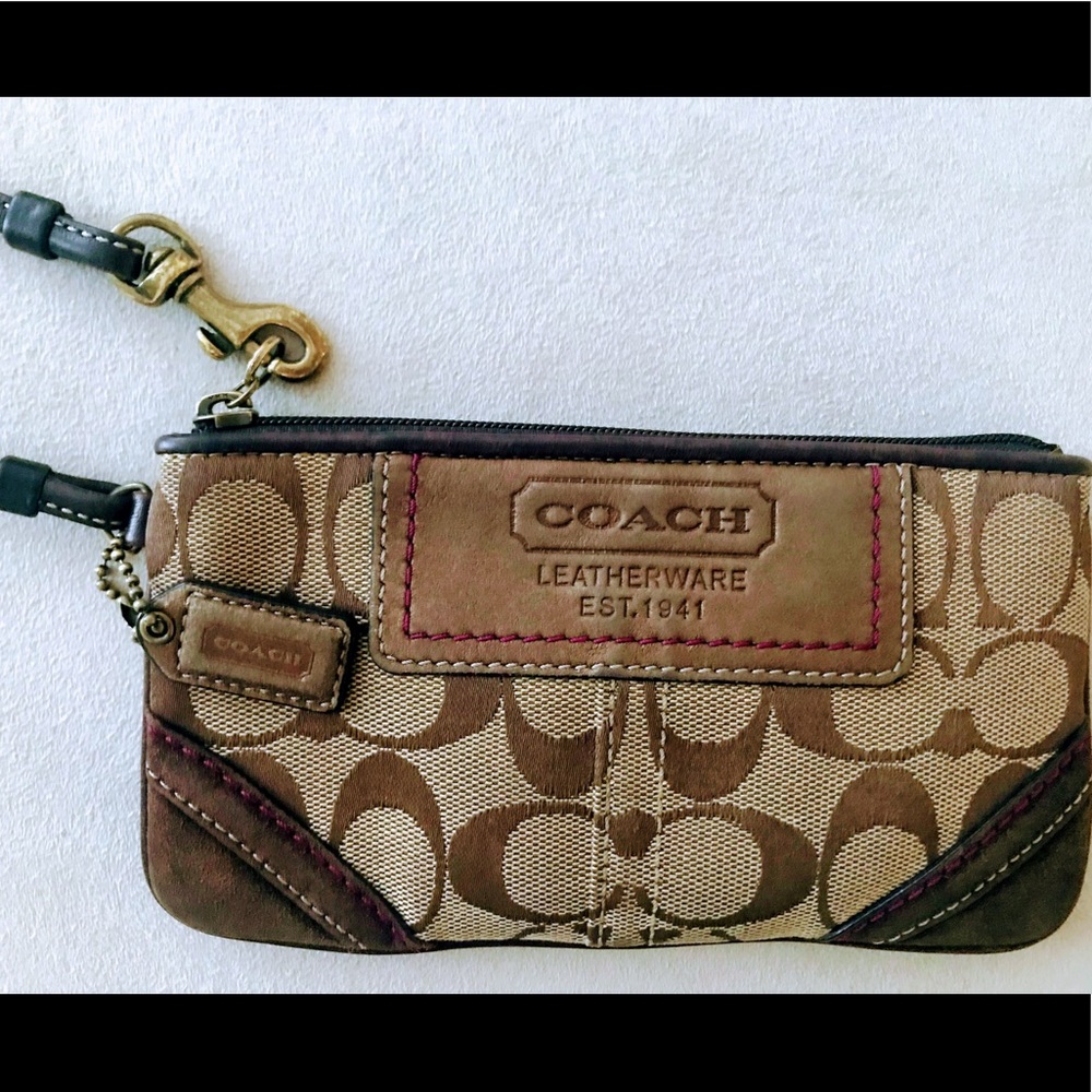 Vintage Signature Coach Brown Wristlet